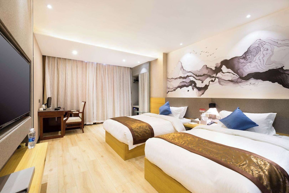 Deluxe Room, 2 Twin Beds, Non Smoking
