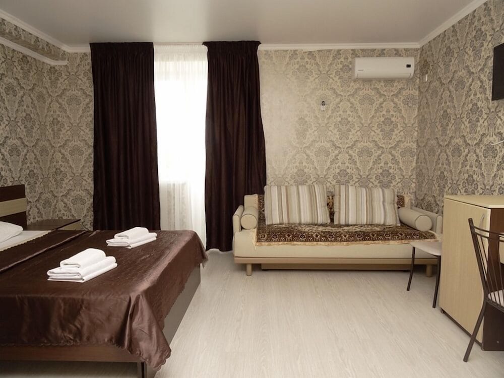 Triple Room photo 2