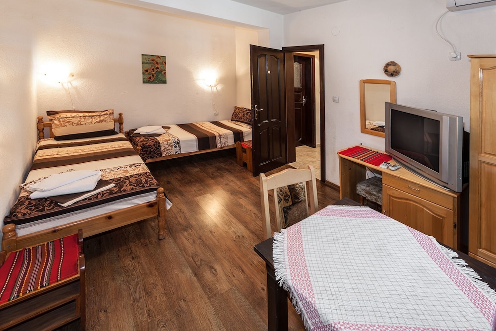 Traditional Apartment