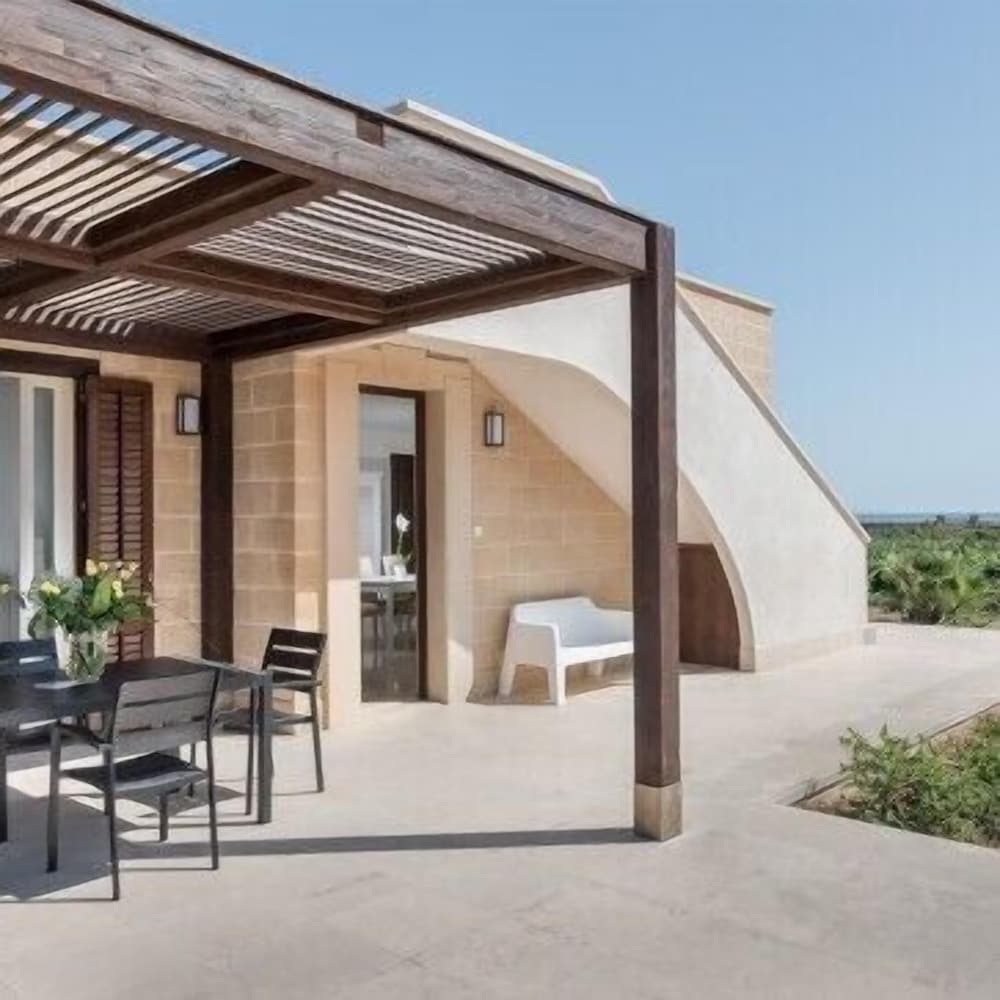 Villa photo 3