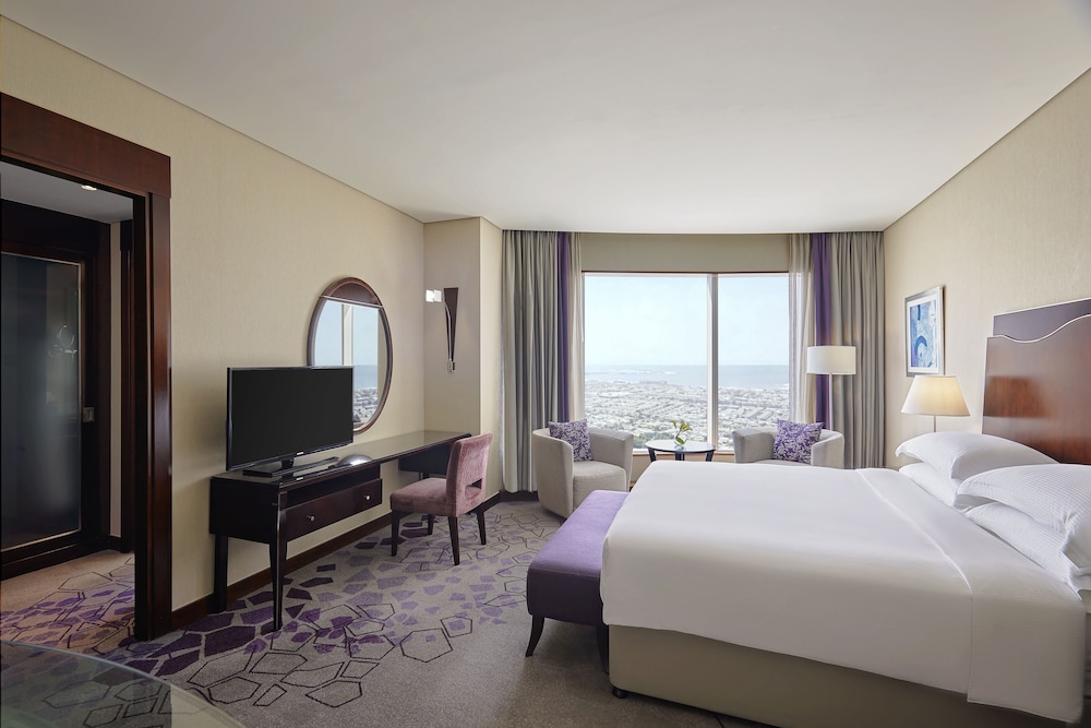 Room, 1 King Bed (Spacious) thumbnail 6