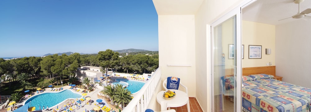 Habitación Doble, Vista a la Piscina