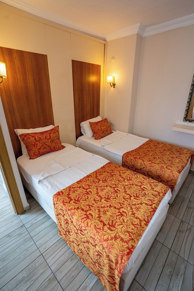 Family Suite photo 2