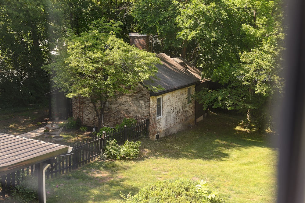 Luxury Suite, 1 Bedroom, Non Smoking, Kitchenette photo 2