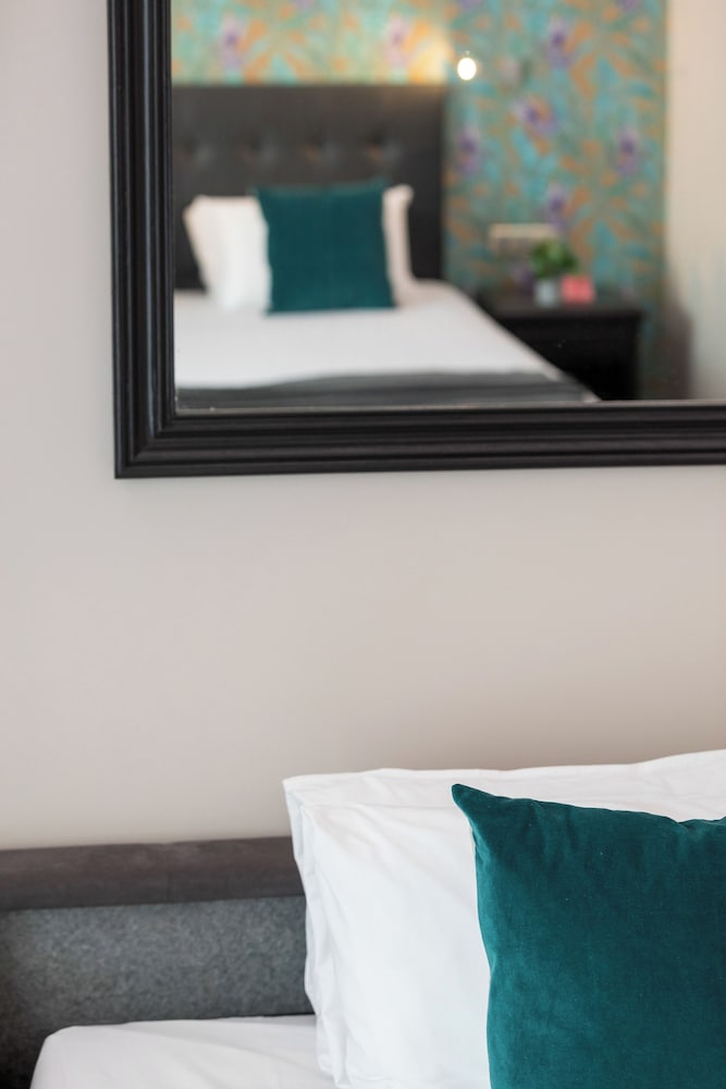 Triple Room - Photo 6