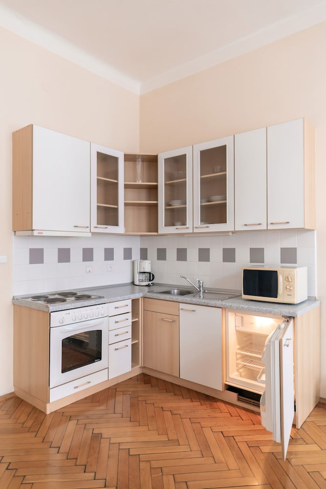 Junior Suite, 2 Bedrooms, Kitchen, City View, photo 6