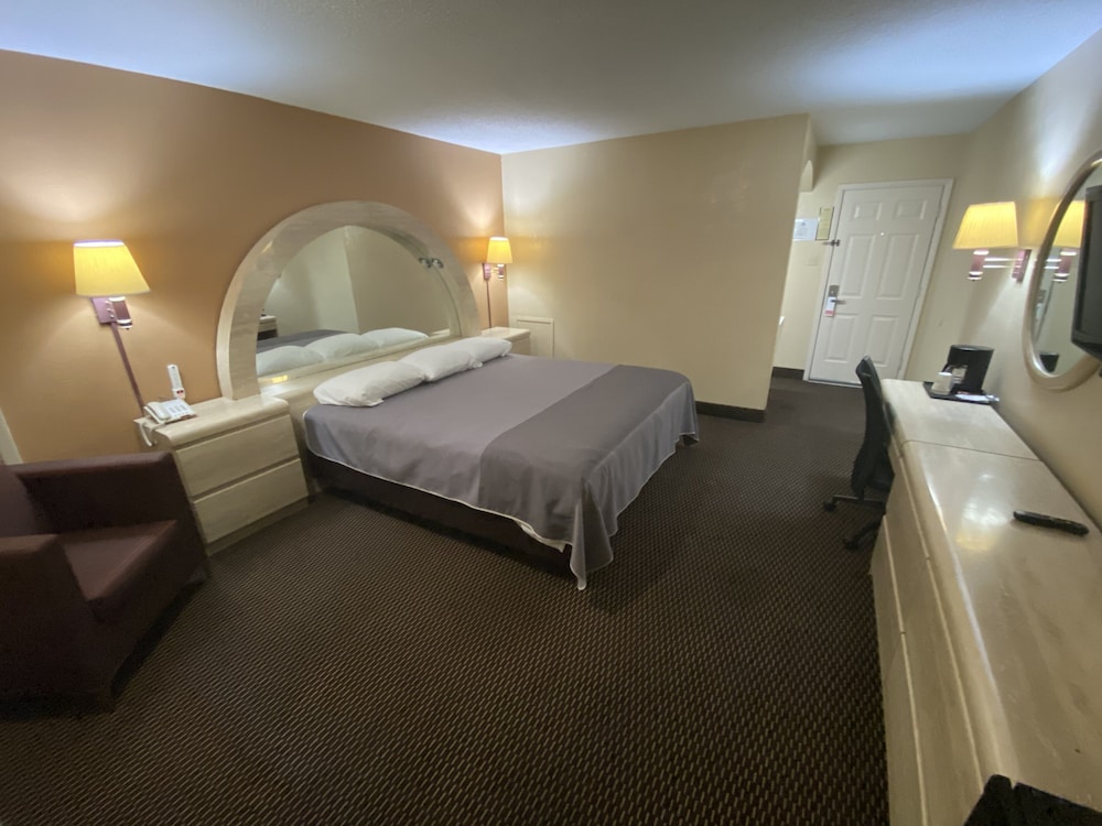 Single Room photo 2