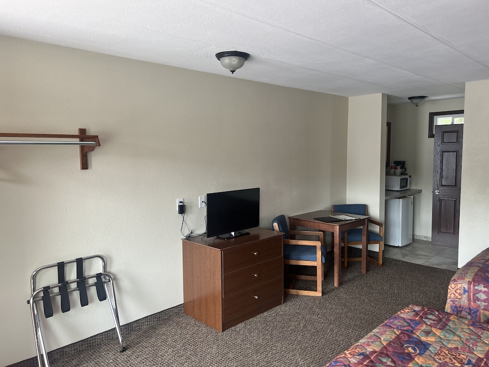Superior Double Room, 2 Queen Beds photo 3