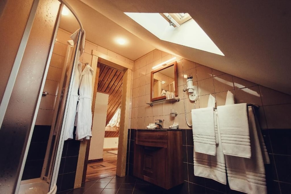 Suite - Photo 6