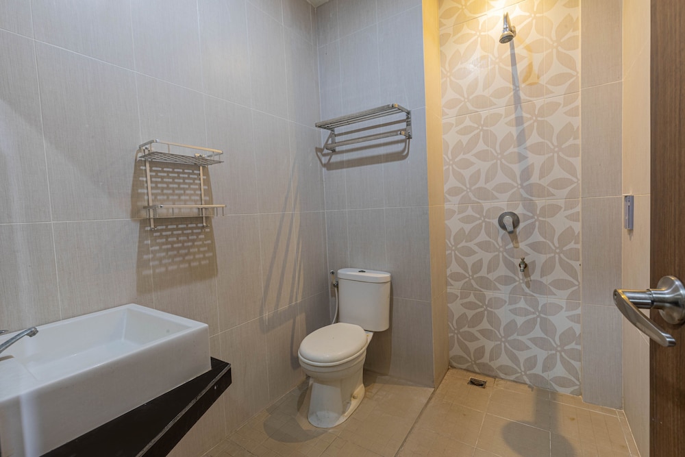 Basic Double Room photo 2