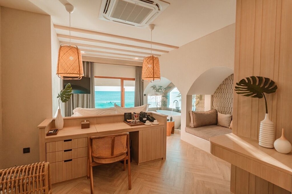 Romance Ocean View Studio