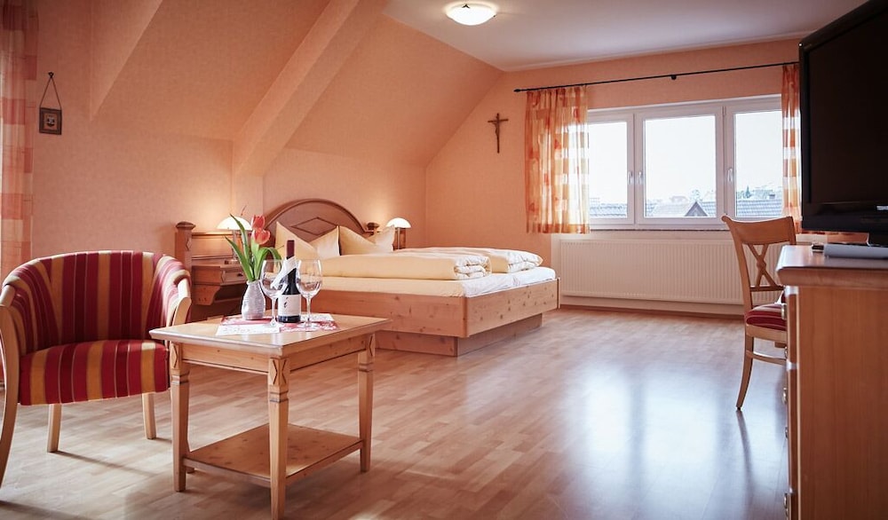 Double Room - Photo 1