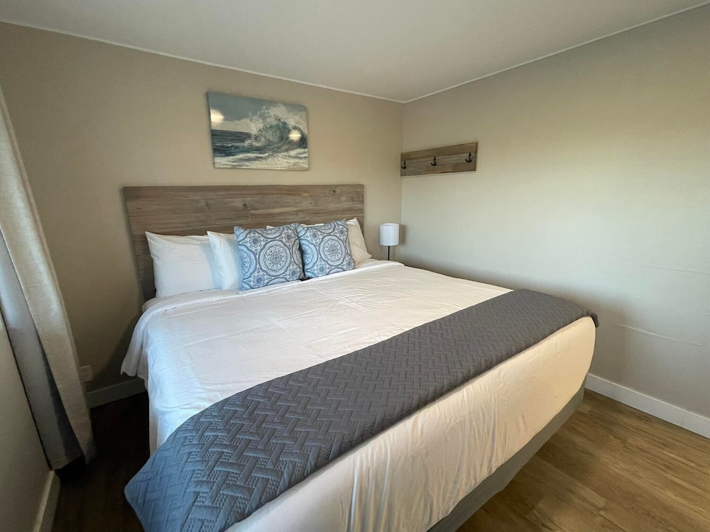 Basic Room (No Pets or Children under 16)