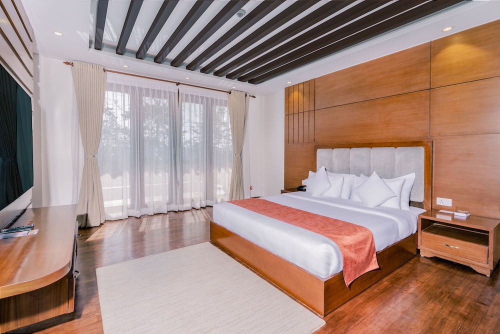 Presidential Suite with Plunge Pool