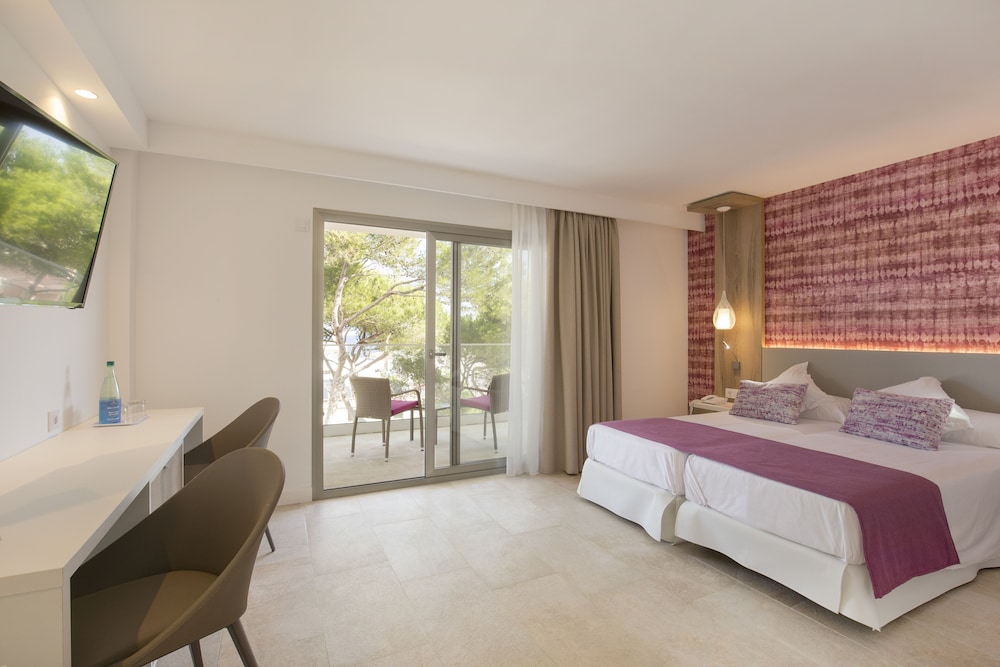 Superior Double Room Single Use (Plus)
