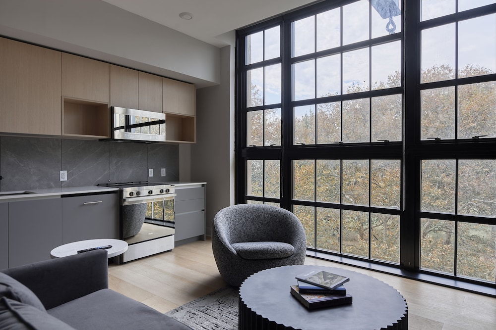 Luxury Loft, 1 King Bed with Sofa bed