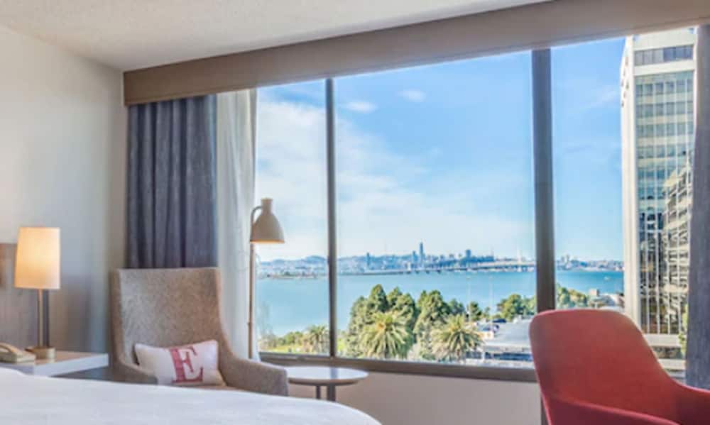Room, 2 Queen Beds, Bay View (High Floor) - Photo 7