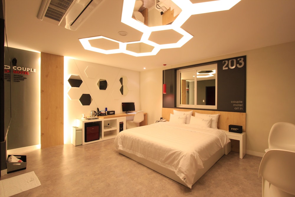 Standard Double Room photo 3