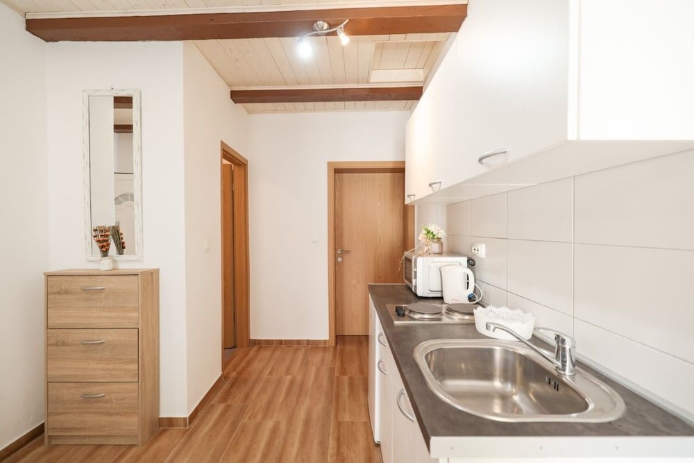 Apartment (Ivanac - close to the beach - A3 (2+2) photo 3