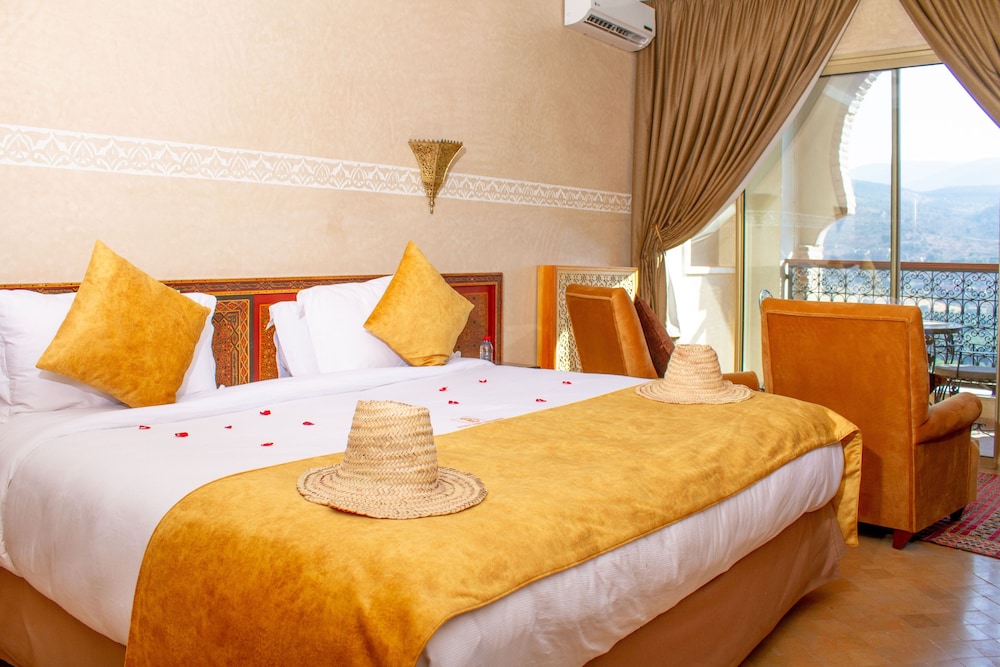 Deluxe Double Room - Photo 2