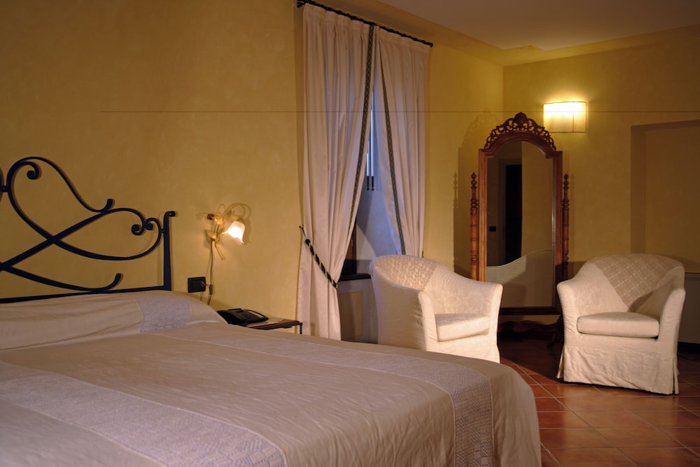 Superior Double Room, 1 Double Bed, Vineyard View photo 2