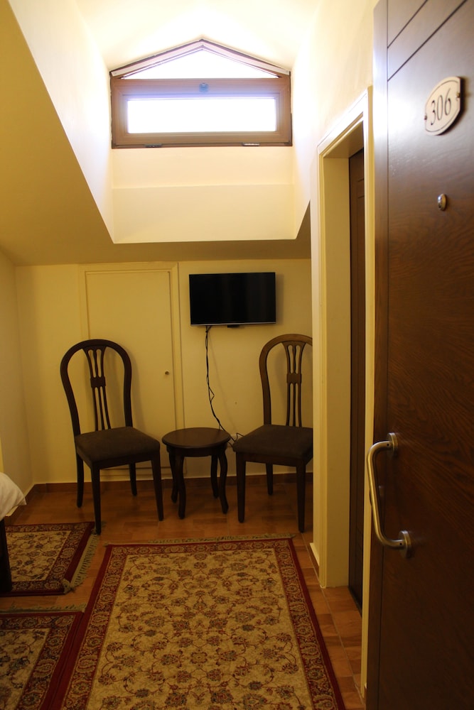 Standard Twin Room, Non Smoking photo 2