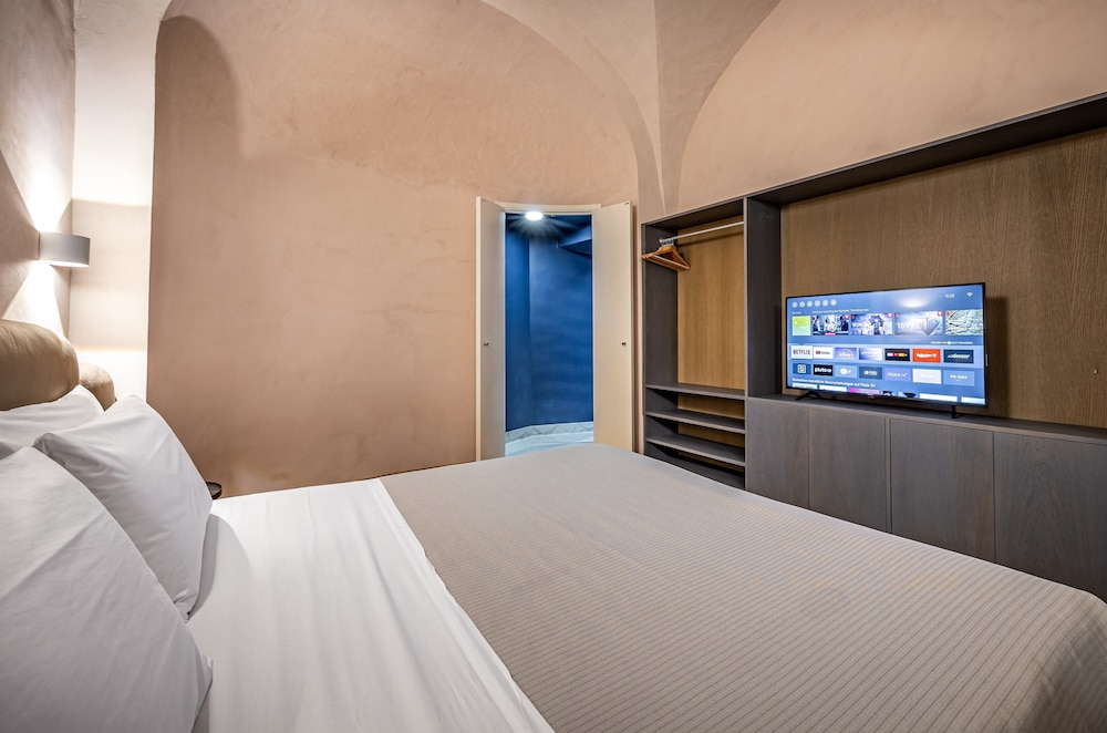 Superior Double or Twin Room, Garden View - Photo 12