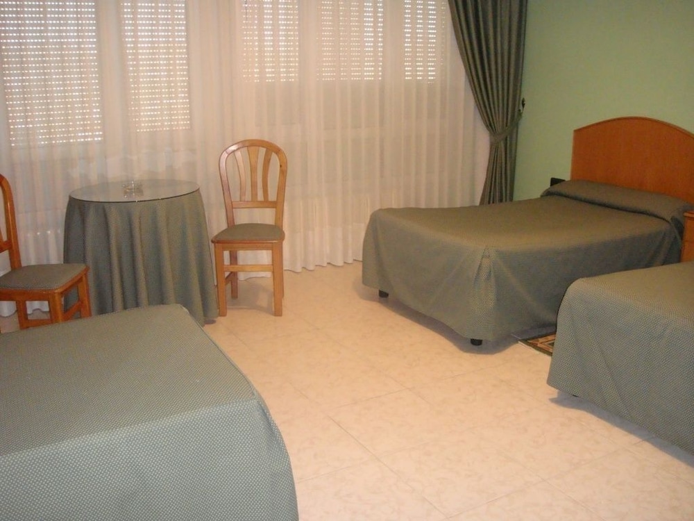 Triple Room photo 2