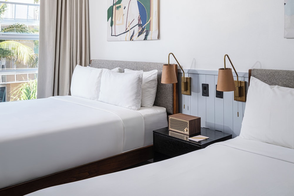Room, 2 Queen Beds, Non Smoking