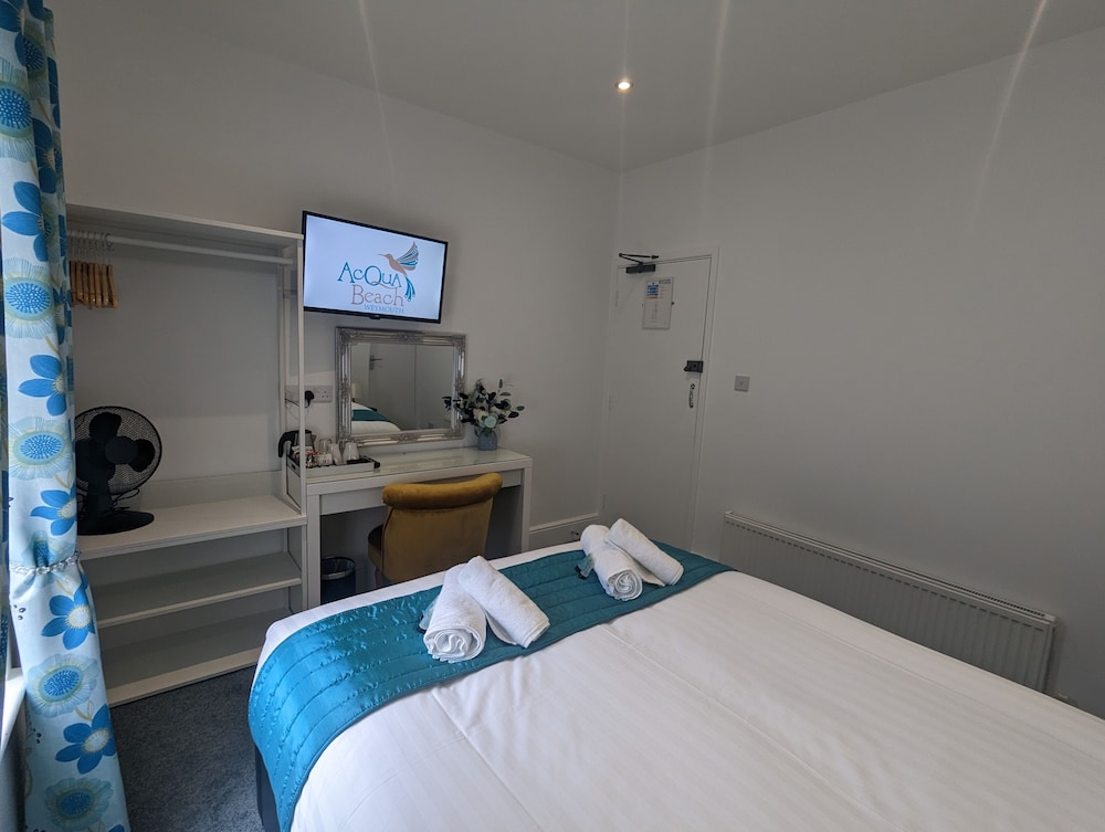 Double Room - Photo 7