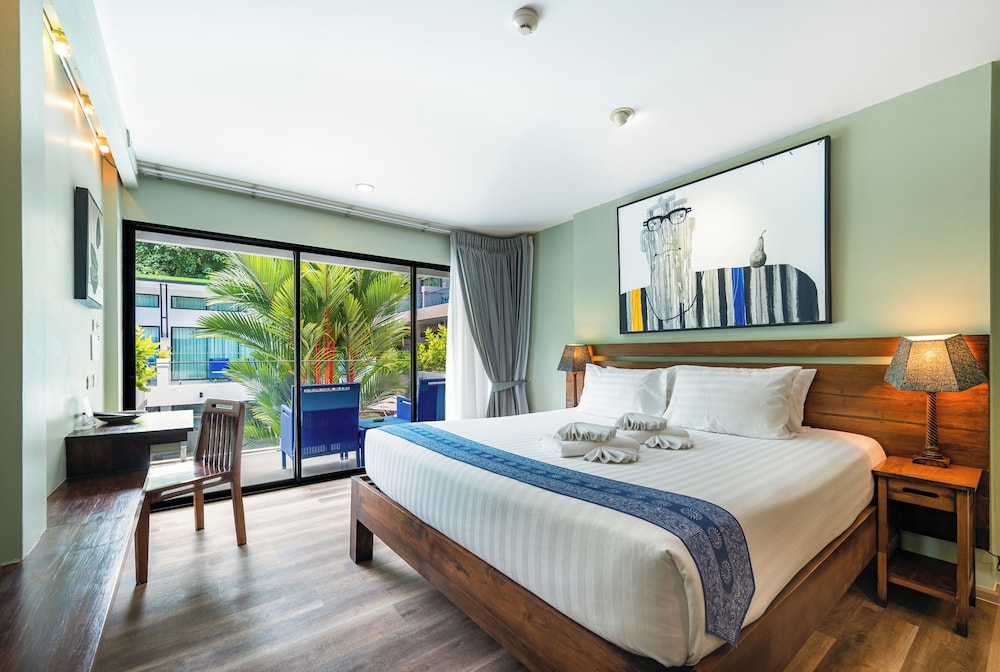 Deluxe Twin Room, Pool View - Photo 2