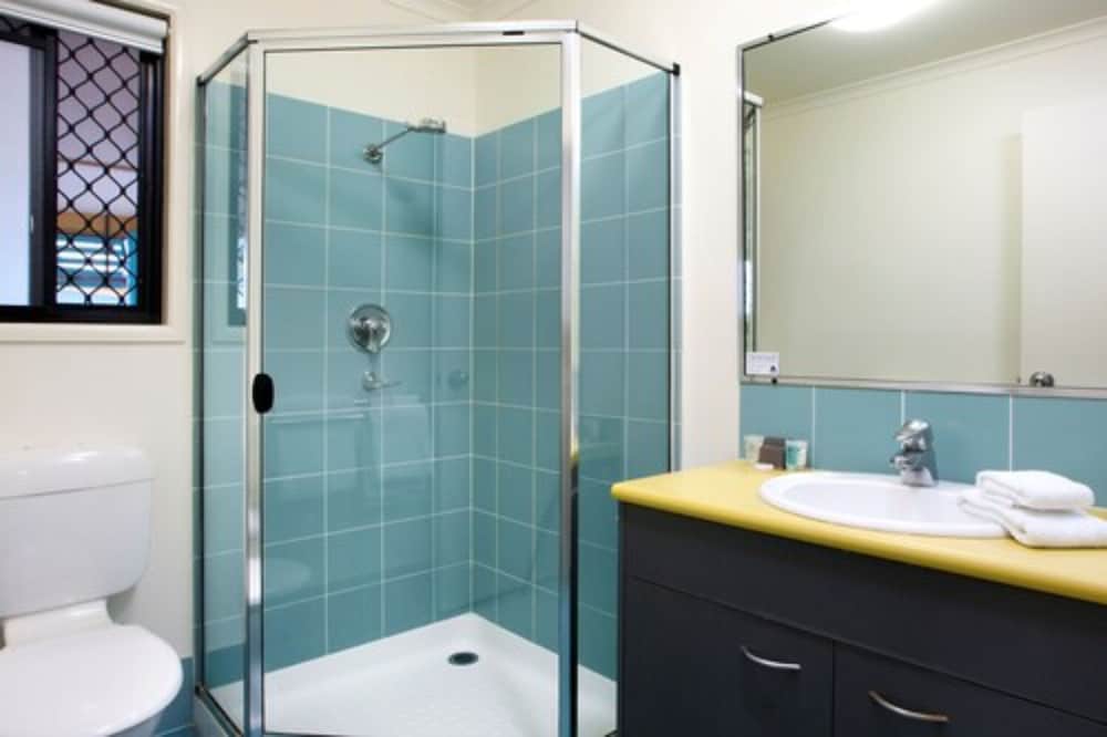 One Bedroom Apartment - Photo 2