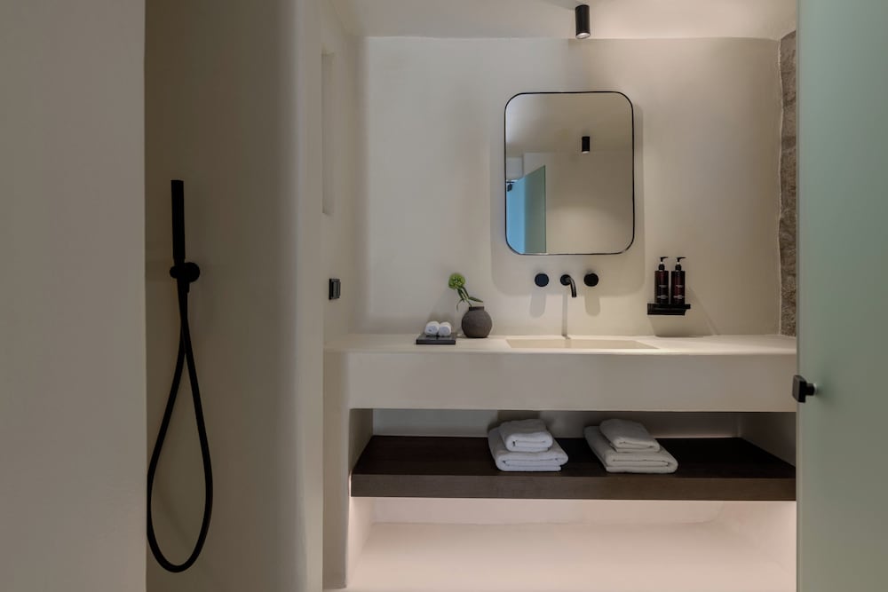 Premium Suite, Sea View (Outdoor Mini Plunge Pool) - Photo 11
