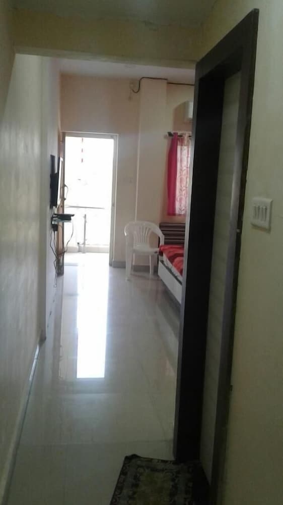 Deluxe Twin Room, 1 Double Bed, Accessible, Private Bathroom photo 2