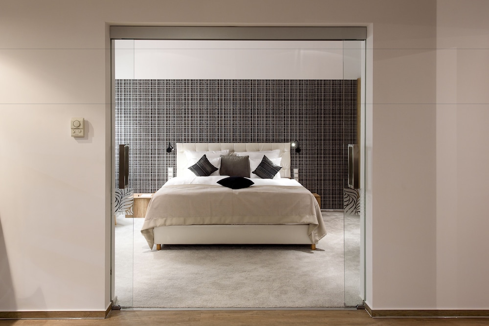 Grand Suite, 2 Bedrooms, Non Smoking