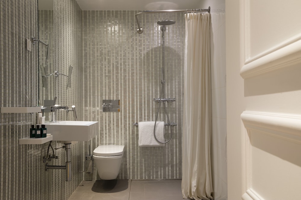 Suite Junior Patio - Spa Access photo 3