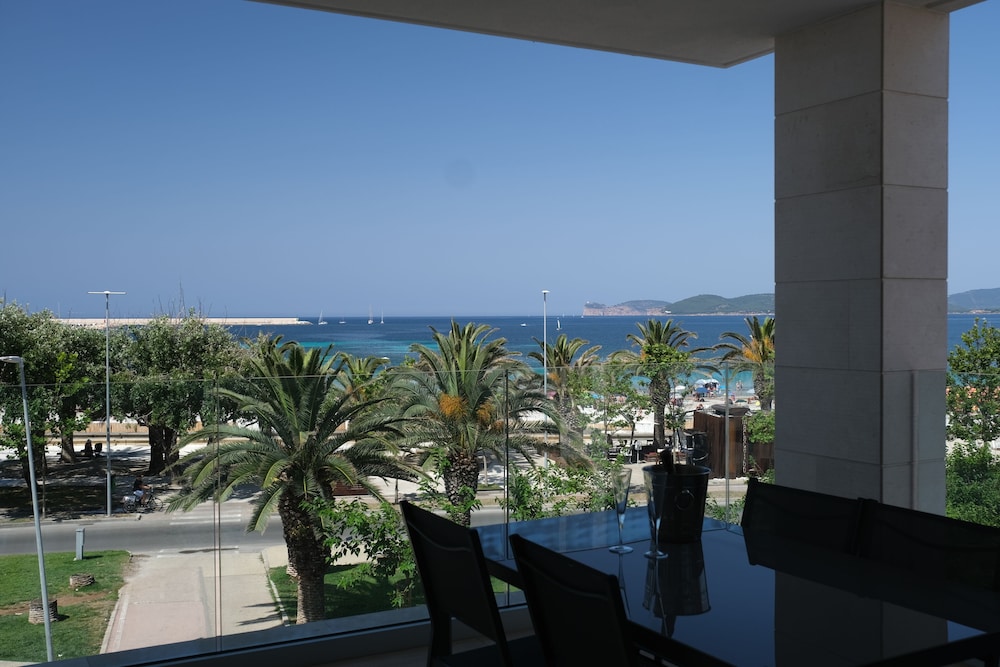 Superior Studio, Sea View