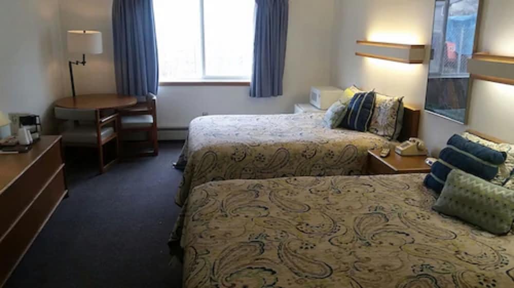 Superior Double Room, 2 Queen Beds photo 1