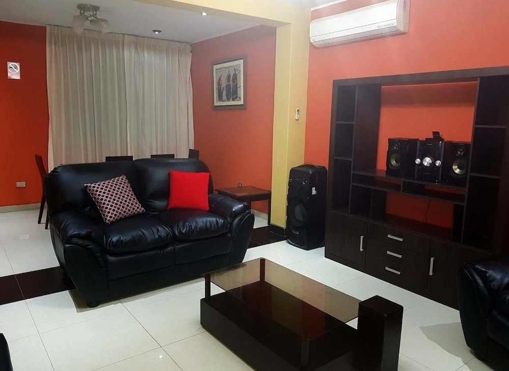 Apartment, 3 Bedrooms photo 2