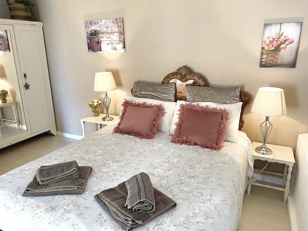 Habitación Doble Económica, Baño Privado, Planta Baja