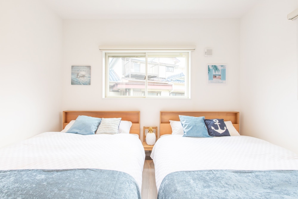 Basic Villa - Photo 1