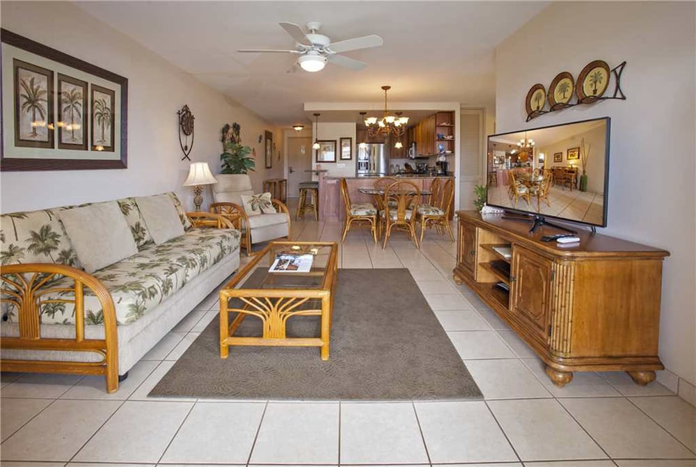 Suite, 2 Bedrooms, 2 Bathrooms, Garden View photo 2