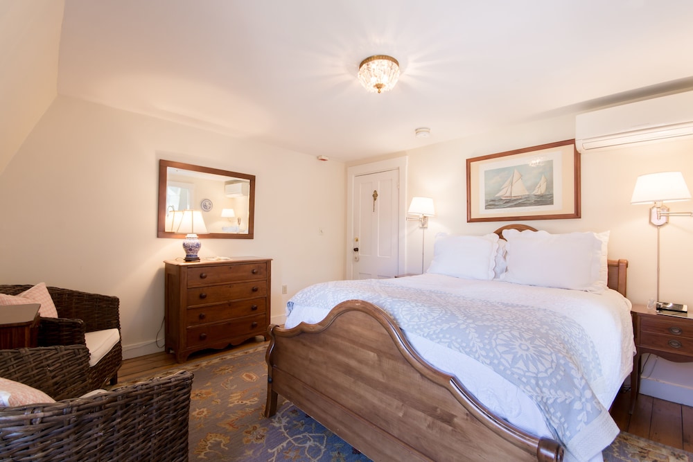 Standard Room photo 3
