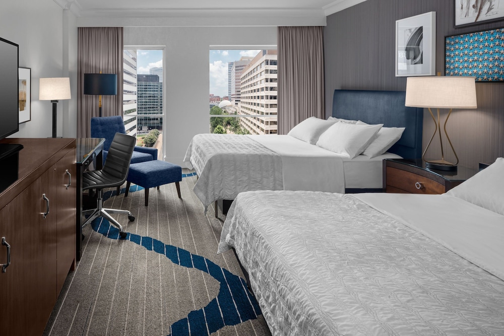 Deluxe Room, 1 King Bed, City View - Photo 8