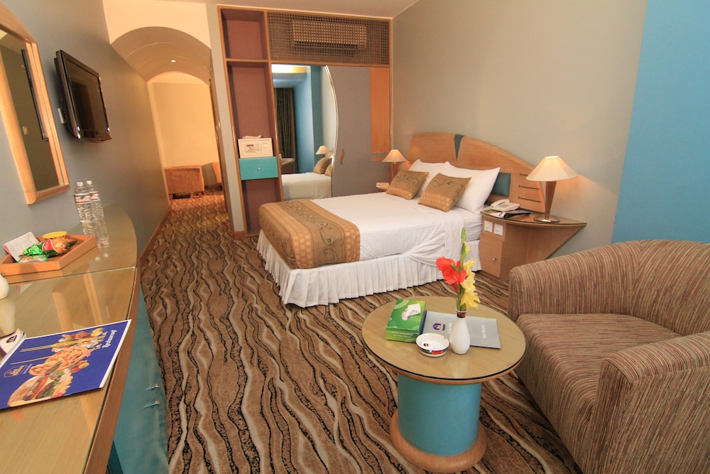 Business Suite photo 2