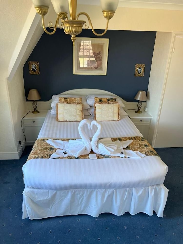 Deluxe Double Room, Ensuite photo 2