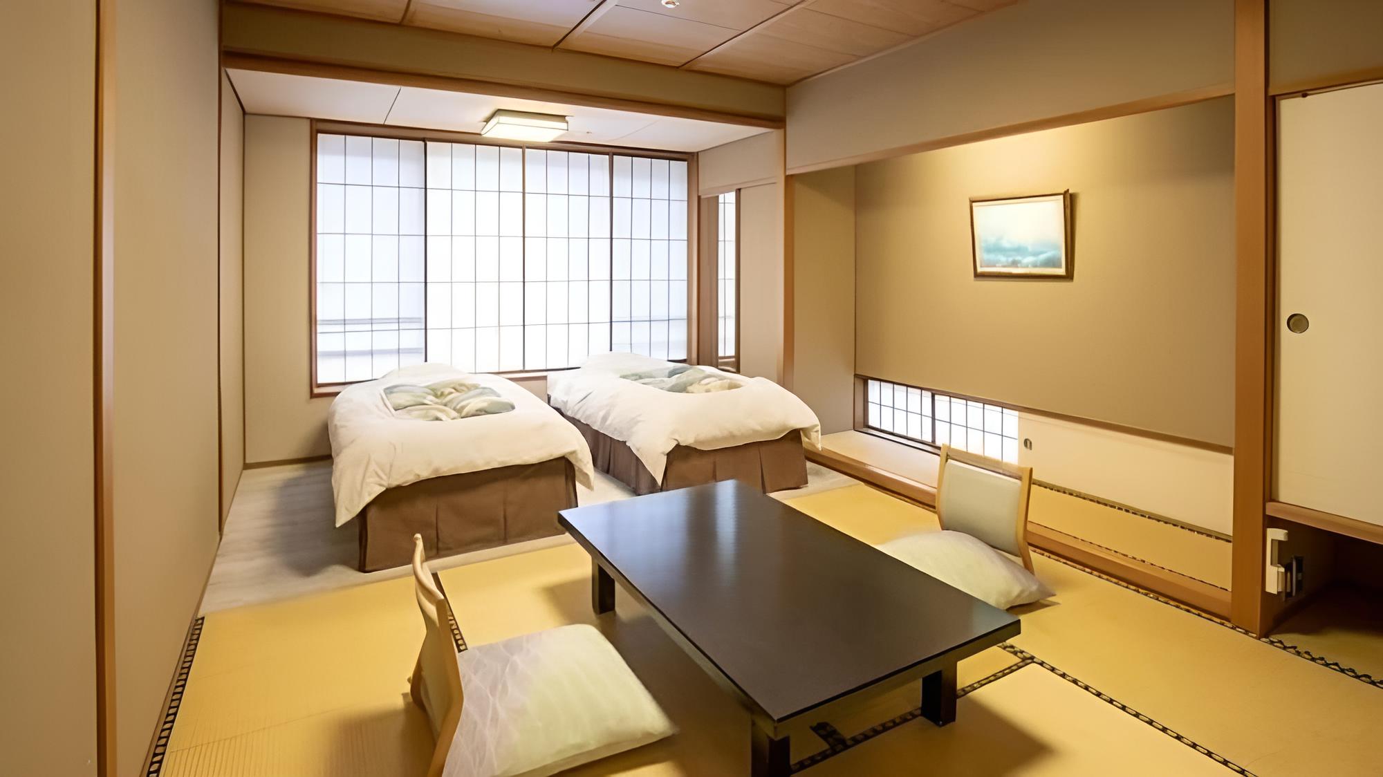 Standard Japanese Western room, Mountain view photo 2