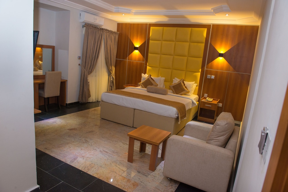 Business Room photo 3