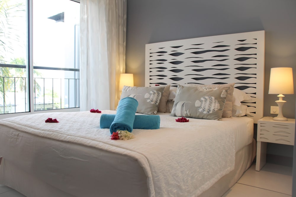 Premier Apartment photo 2