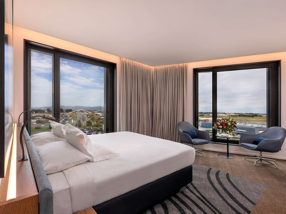 Suite, 1 King Bed